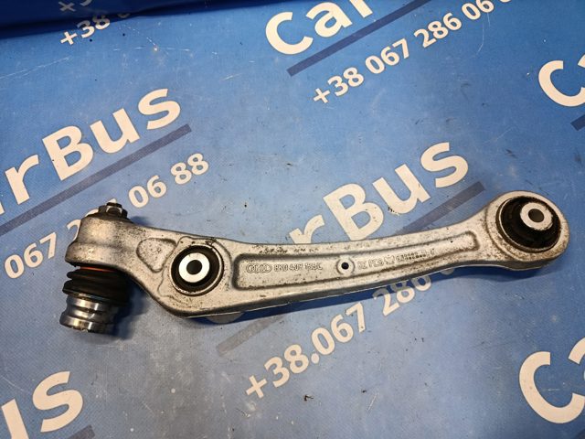 Нижний правый рычаг передней подвески 8K0407156C VAG