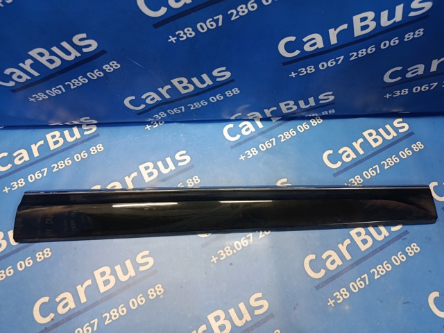Молдинг двери передней правой 8R0853960LGRU VAG