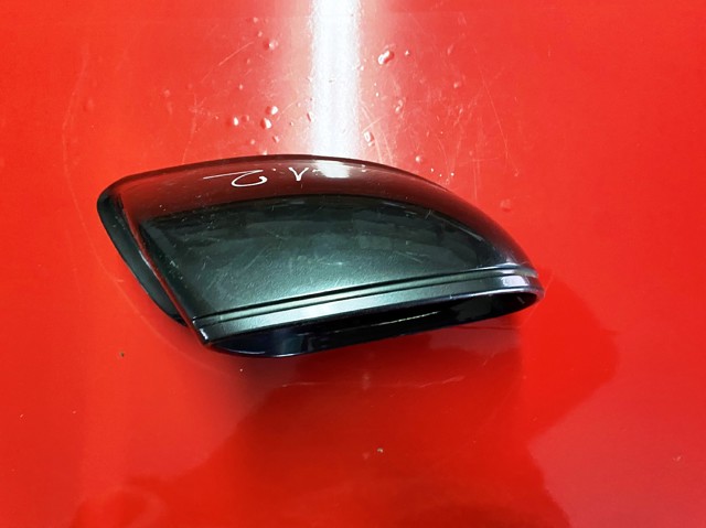 8R0857528 VAG Накладка (крышка) зеркала заднего вида правая купить в Полтава