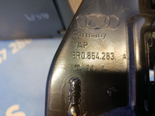 VAG 8R0864283A в наличии Чернигов