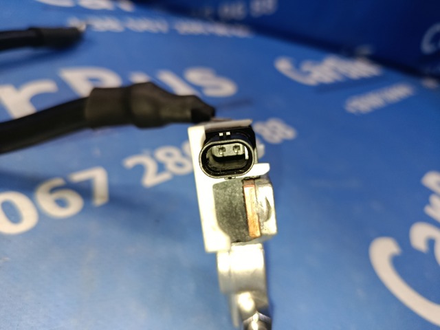 VAG 8R0915181C Кабель массы аккумулятора (АКБ) в наличии Ирпень