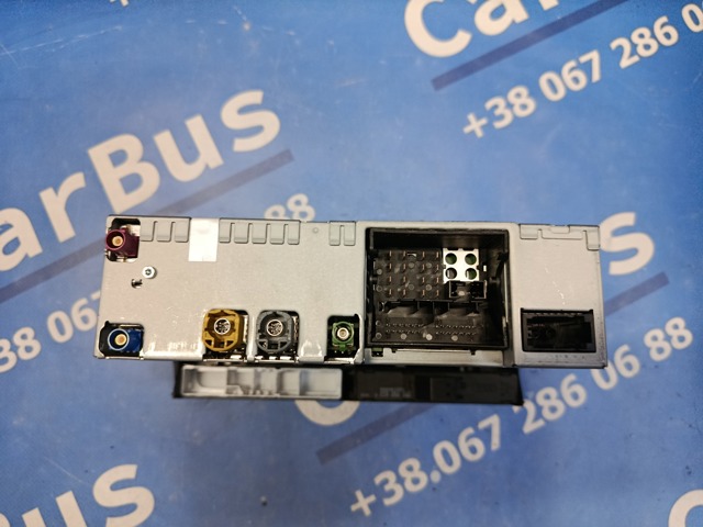 VAG 8R1035746E Магнитола в наличии Николаев