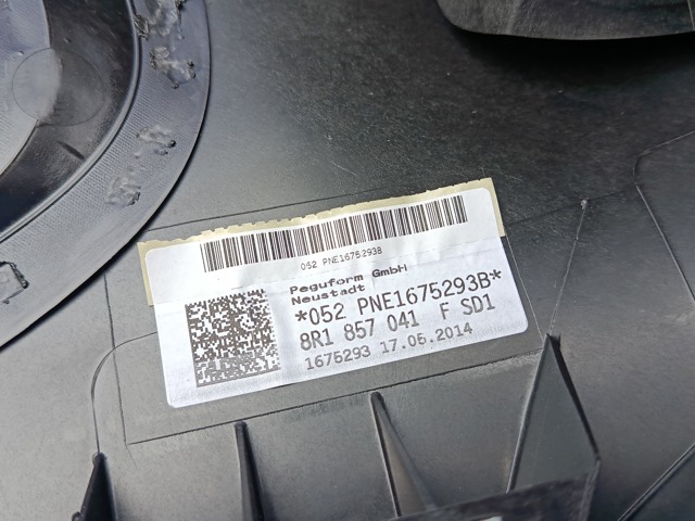 VAG 8R1857003GSD1 Панель салона передняя "торпедо" в наличии Тернополь