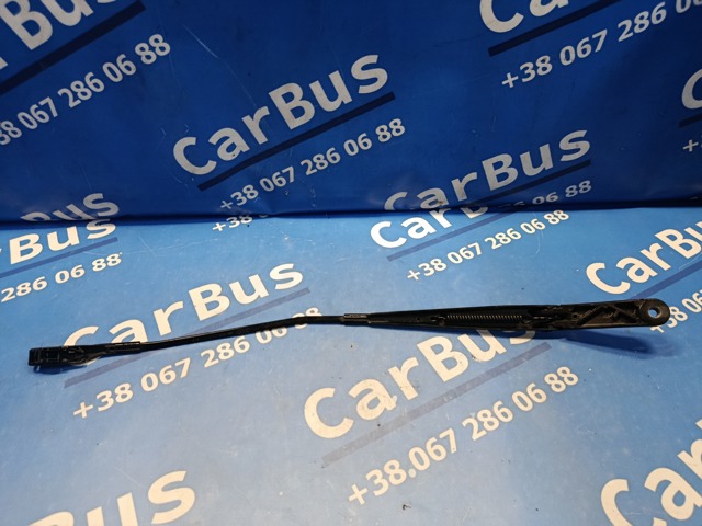 Поводок дворника 8R1955408B1P9 VAG