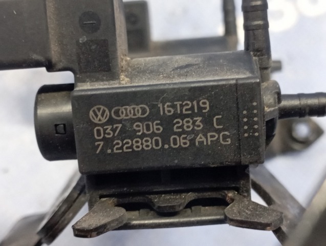 VAG 95560512330 Переключающий клапан регулятора заслонок впускного коллектора в наличии Ирпень