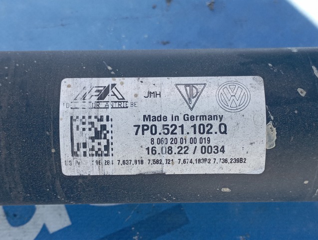Вал карданный задний 95842101123 VAG