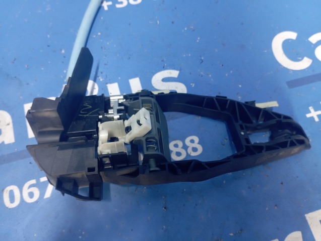Держатель наружной ручки двери, передней правой 9881776 BMW