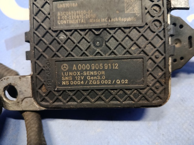 Датчик оксидов азота NOX A0009059112 MERCEDES