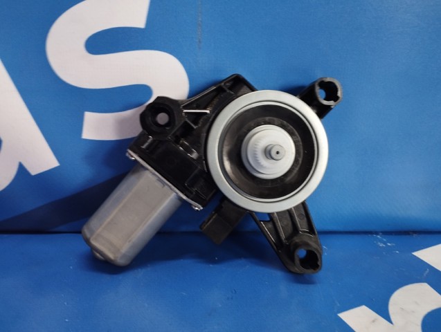 Моторчик стеклоподъемника двери задней, правой A0009060908 MERCEDES