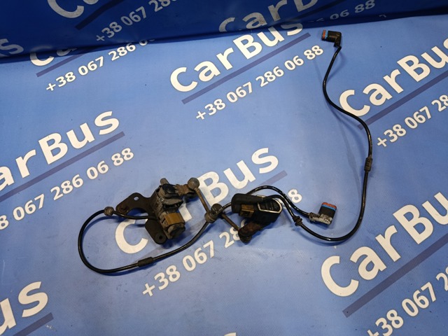 Датчик уровня наклона кузова  A0035426618 MERCEDES