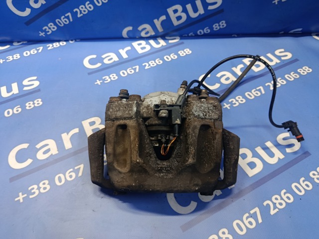 Суппорт тормозной передний левый A2044212381 MERCEDES