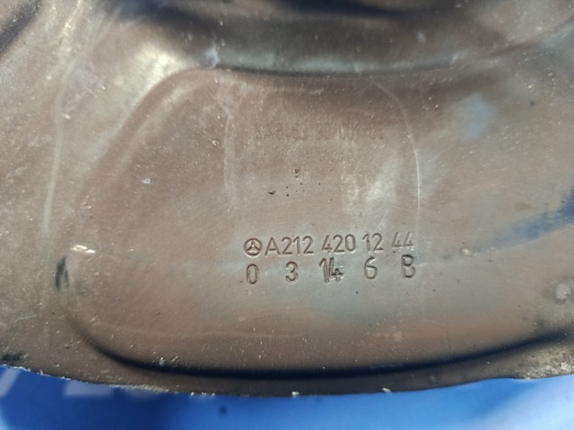 Цапфа передняя правая A2123322401 MERCEDES