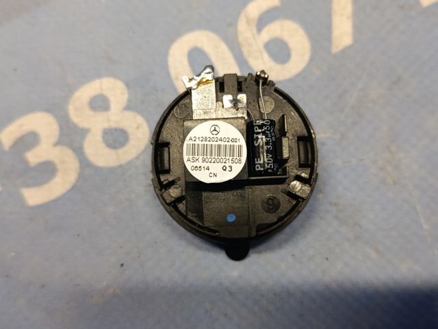 MERCEDES A2128202402 Динамик задней двери в наличии Полтава