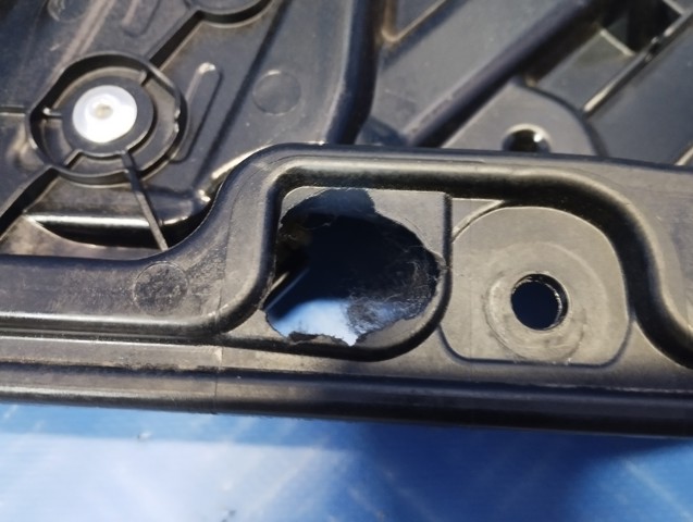 A2137205205 MERCEDES Механизм стеклоподъемника двери передней правой купить в Одесса