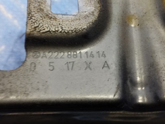 MERCEDES A2228811414 Кронштейн крепления крыла переднего правого передний в наличии Чернигов