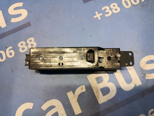 MERCEDES A6395450413 Кнопочный блок управления стеклоподъемником передний левый в наличии Хмельницкий