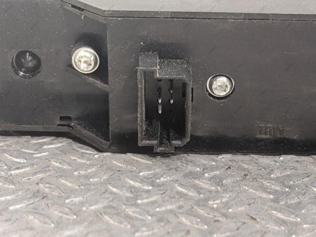MERCEDES A6395450613 Кнопочный блок управления стеклоподъемником передний правый в наличии Сумы