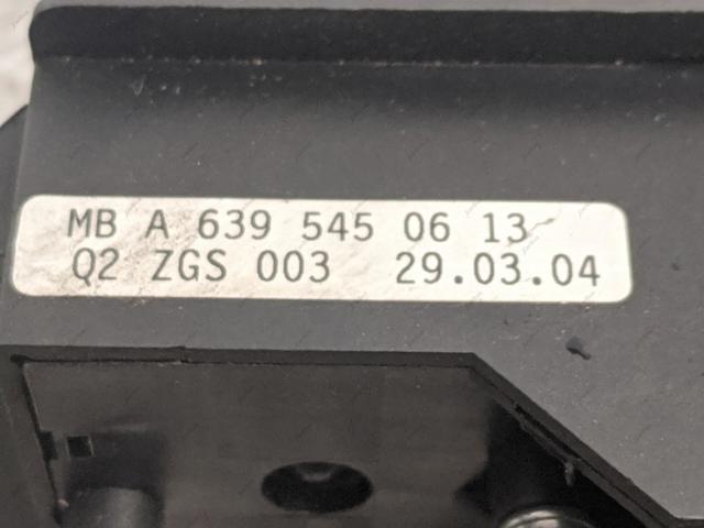 MERCEDES A6395450613 Кнопочный блок управления стеклоподъемником передний правый в наличии Днепр