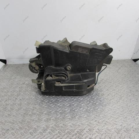 Замок передней пассажирской двери A6397200535 MERCEDES