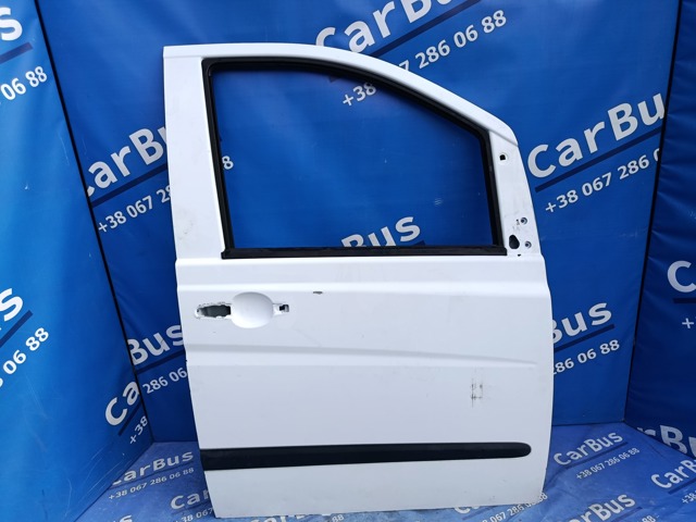 Пассажирская передняя дверь A6397201105 MERCEDES