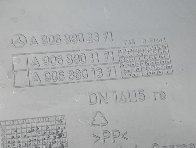 MERCEDES A6398801371 Бампер задний, правая часть в наличии Сумы