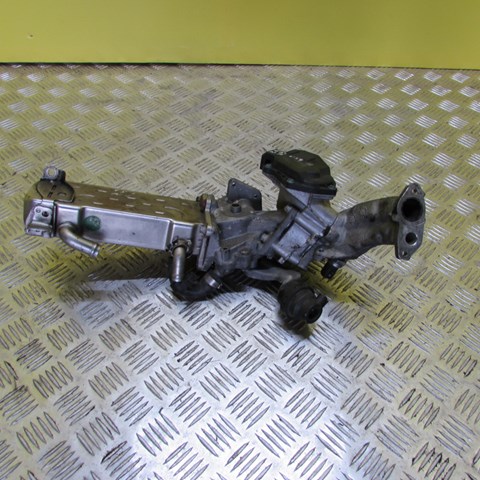 Клапан EGR системы рециркуляции отработавших газов A6511400360 MERCEDES