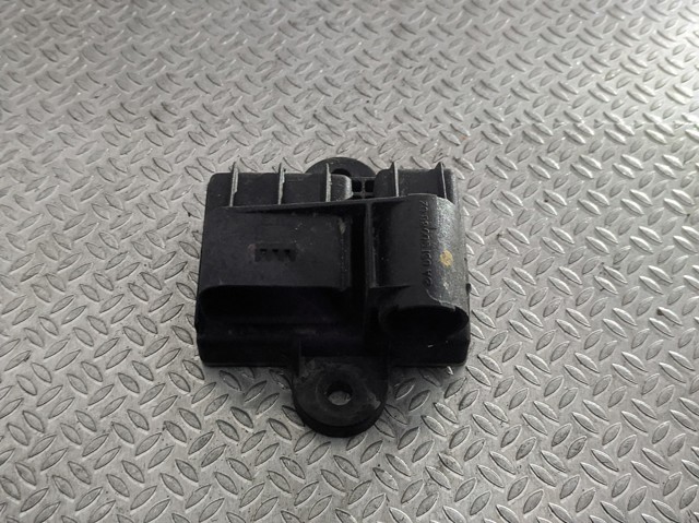 Реле управления A6519008802 MERCEDES