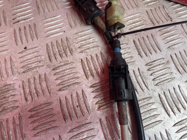 A9012601338 MERCEDES Трос КПП купить в Ужгород