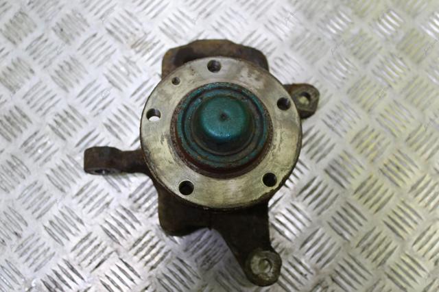 Кулак поворотный передний правый A9043320502 MERCEDES