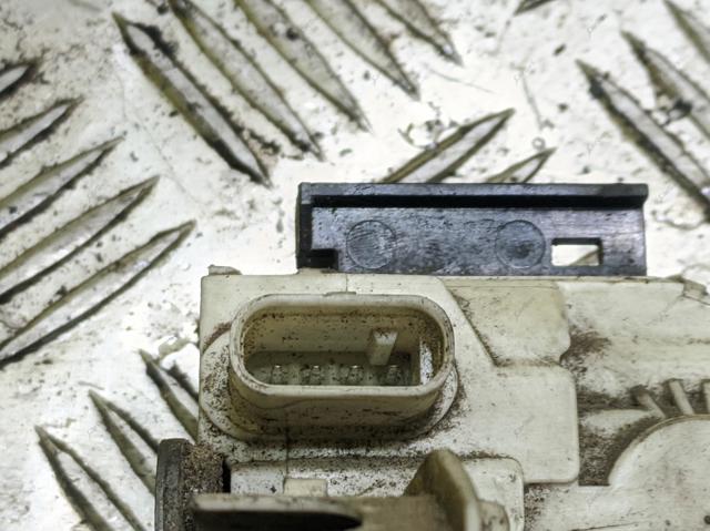 A9067200035 MERCEDES Замок двери передней левой купить в Львов