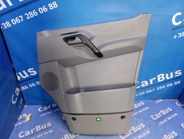 Обивка передней двери A9067270171 MERCEDES