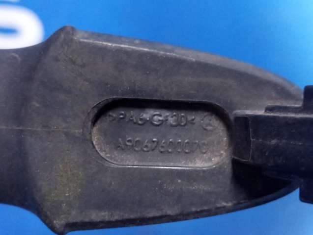 MERCEDES A9067600070 Ручка двери передней наружная в наличии Николаев