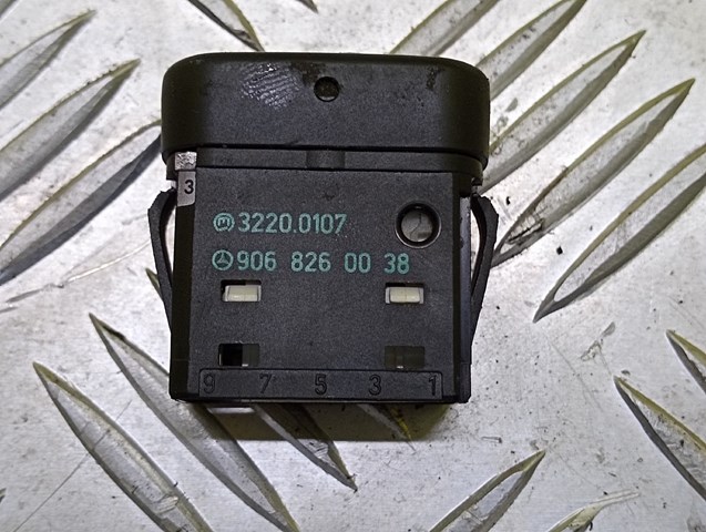 MERCEDES 9068260038 Кнопка (регулятор) корректора фар в наличии Сумы