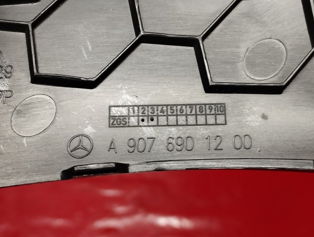 MERCEDES A9076901200 Обшивка стойки кузова внутренняя передняя правая в наличии Винница