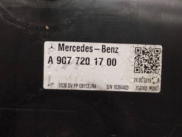 A9077201700 MERCEDES Обшивка (облицовка) внутренняя двери передней правой купить в Чернигов