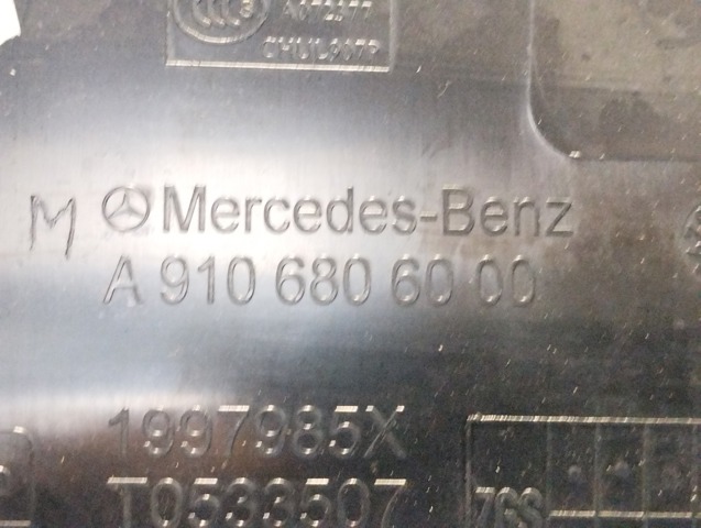 A9106806000 MERCEDES Крышка перчаточного ящика (бардачка) купить в Павлоград
