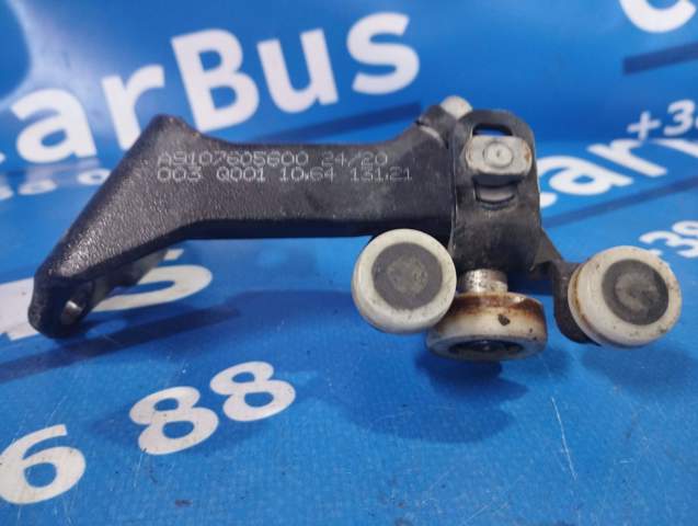 Ролик двери боковой/сдвижной, левый верхний A9107605600 MERCEDES