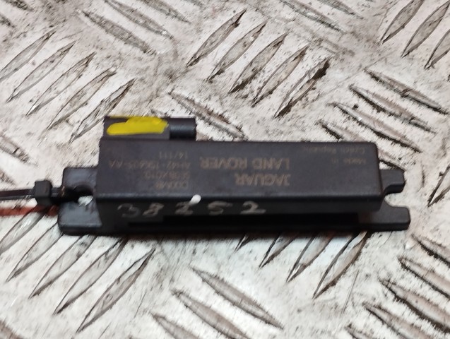 Антенна AH4215K603AA LAND ROVER