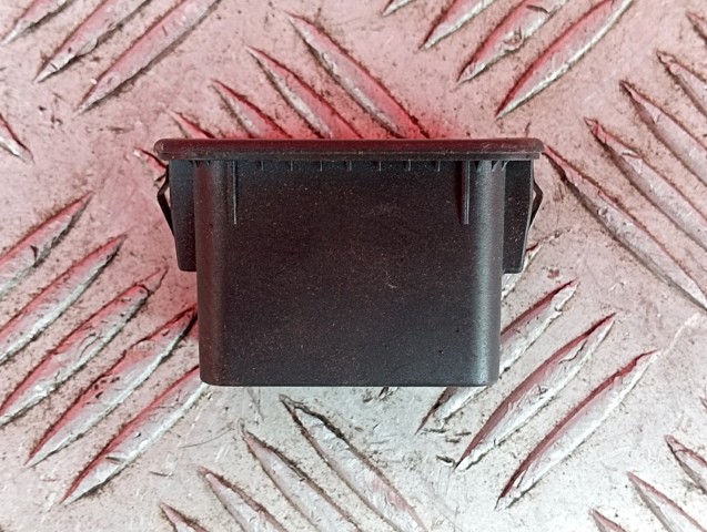 CPLA10E998AA LAND ROVER Кнопка привода замка багажника купить в Чернигов