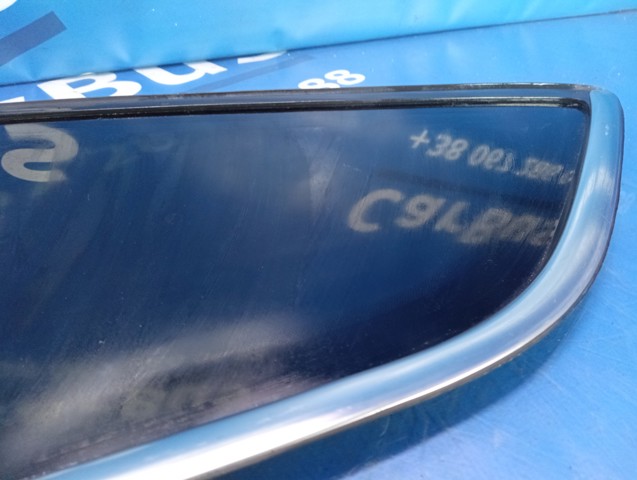 FORD GJ5Z7829710C Стекло кузова (багажного отсека) правое в наличии Киев