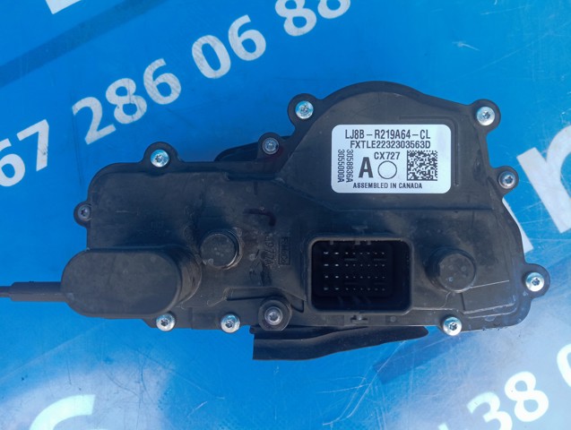 Внутренний дверной замок LJ8Z58219A64N FORD