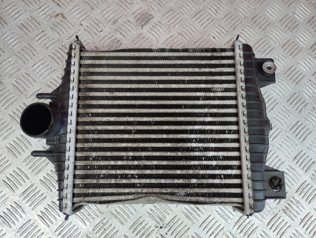Охладитель наддувочного воздуха LR036432 LAND ROVER