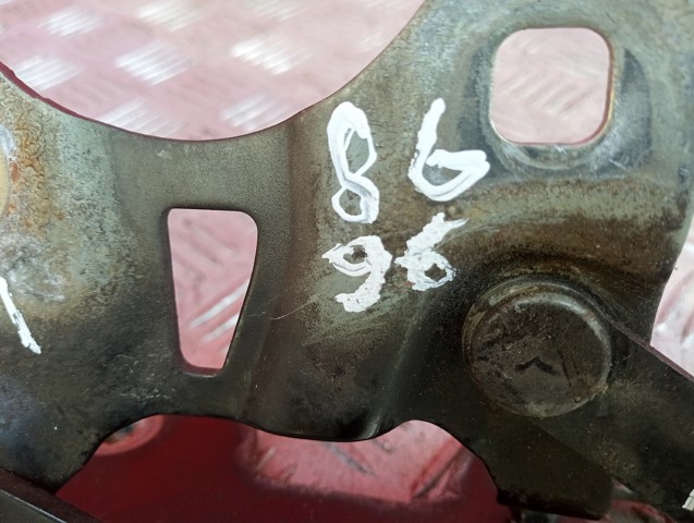 LAND ROVER LR036583 Петля капота правая в наличии Кривой Рог