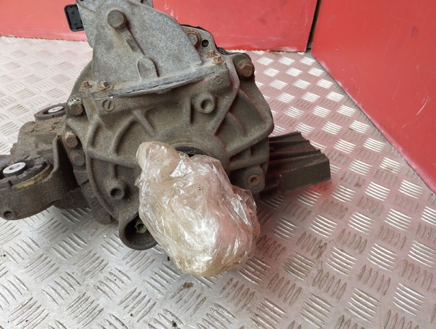 LAND ROVER LR041964 в наличии Винница