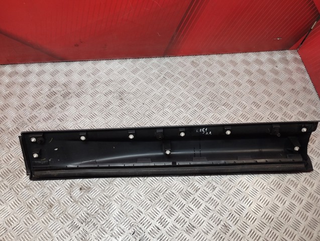 LAND ROVER LR044138 Молдинг двери передней правой нижний в наличии Днепр
