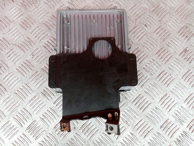 Электронный блок управления двигателем LR050996 LAND ROVER