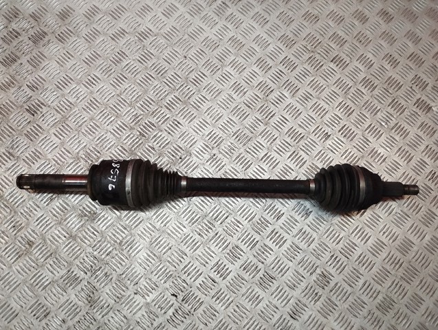 Полуось задняя, левая LR053790 LAND ROVER