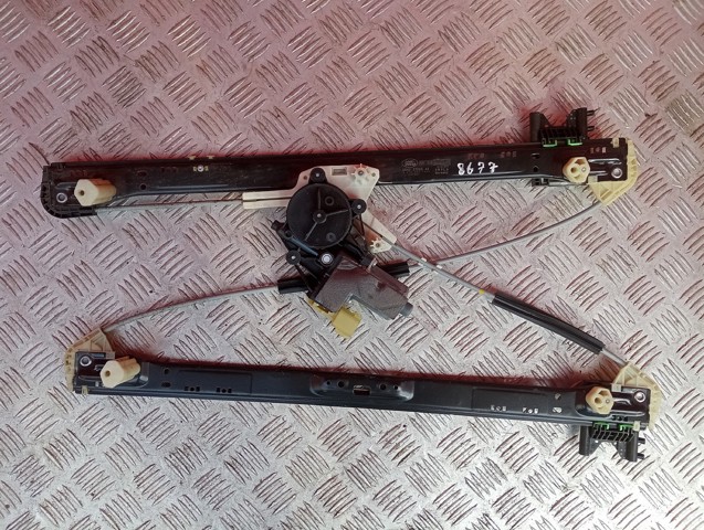 Механизм стеклоподъемника двери задней, левой LR057341 LAND ROVER