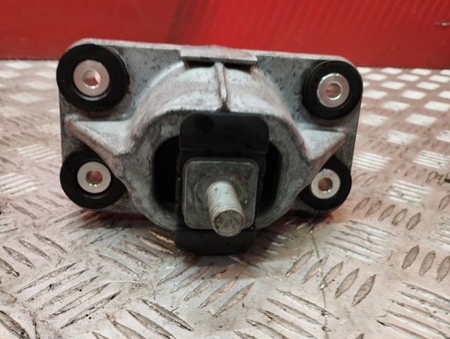 LR057721 LAND ROVER Левая/правая опора двигателя купить в Ужгород