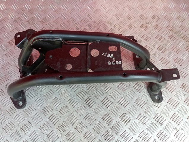 Кронштейн КПП LR061587 LAND ROVER